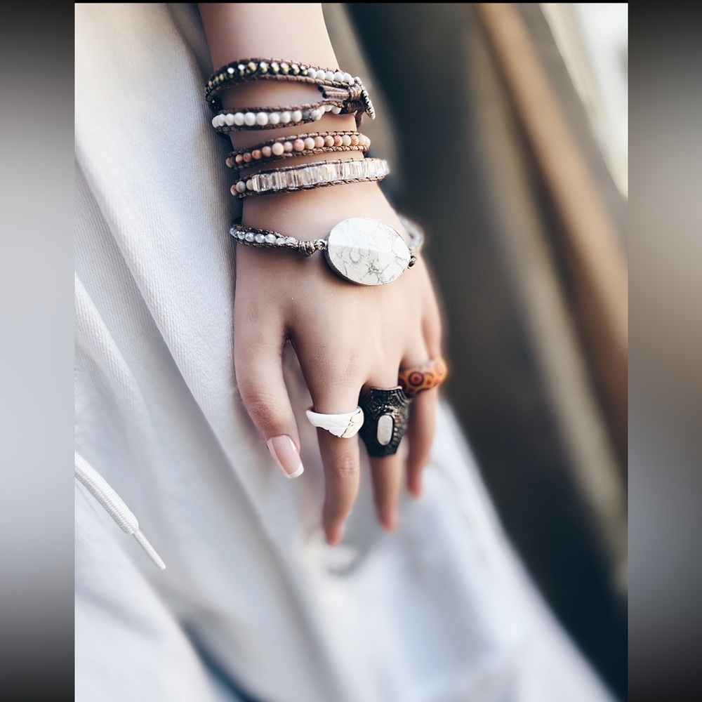 Vintage Hand-Carved Conch Shell Feather Ring - Size 9 - Artisan Boho Statement